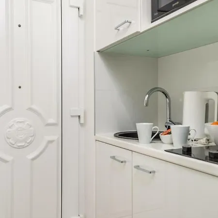 Apartment Consensus *